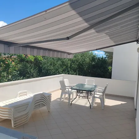 Semesterbostad Ribaric *