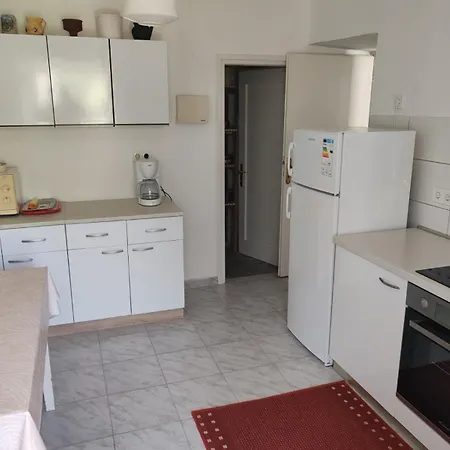 Ribaric Semesterbostad Banjol