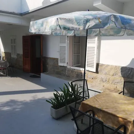 Holiday home Ribaric