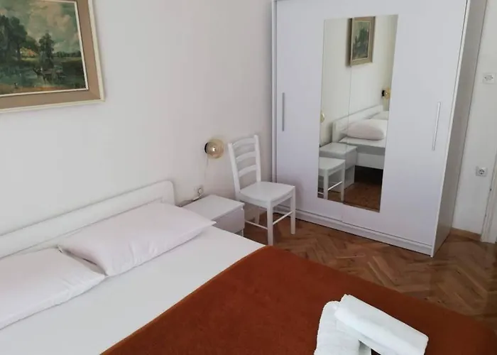 Ribaric Feriehus Banjol